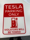 Tesla parking only skilt - Tesla Model thumbnail