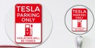 Tesla parking only skilt - Tesla Model thumbnail