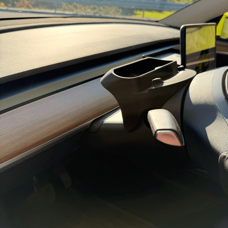 Autohobby Brilleoppbevaring og mobilholder på rattstamme - Model Y & 3